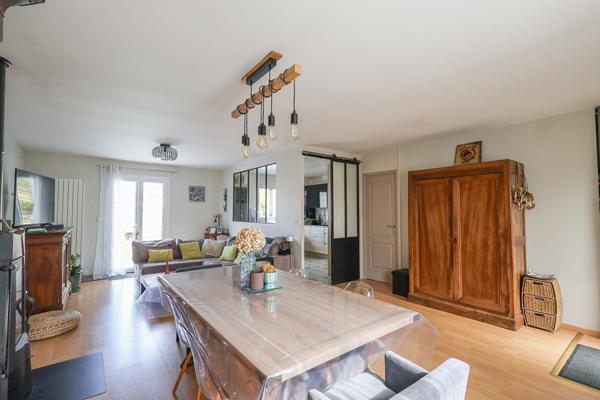 Maison familiale rénovée avec piscine à proximité de la Citadelle et de la côte Est