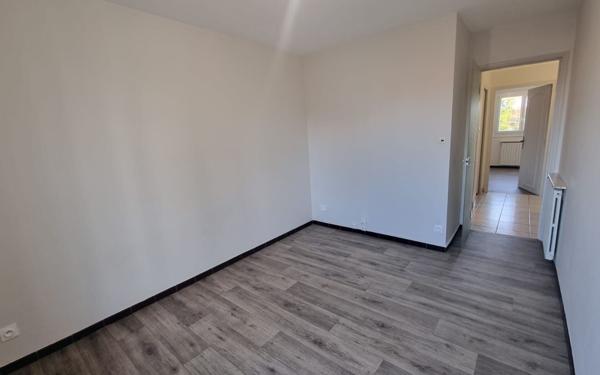 Appartement à louer    3 pièces • 75 m2 Montauban