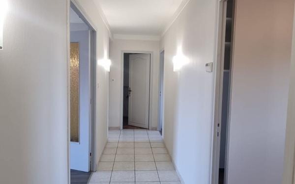 Appartement à louer    3 pièces • 75 m2 Montauban