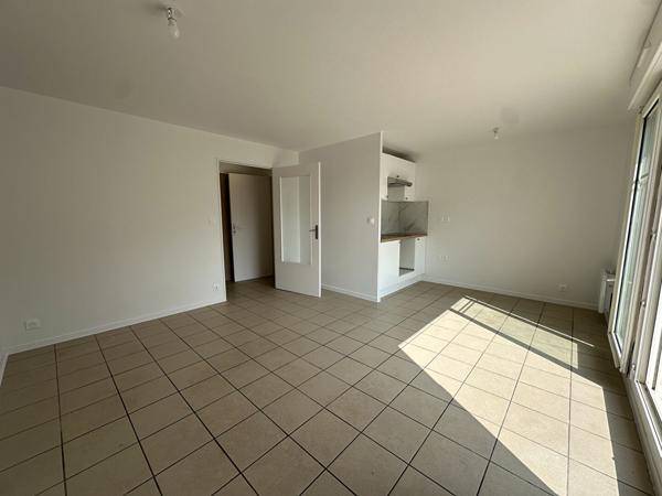 Appartement Saint Brice Sous Foret 1 pièce(s) 26.31 m2