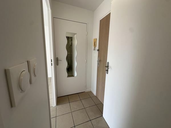 Appartement Saint Brice Sous Foret 1 pièce(s) 26.31 m2