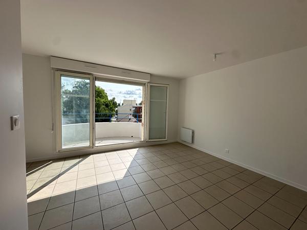 Appartement Saint Brice Sous Foret 1 pièce(s) 26.31 m2