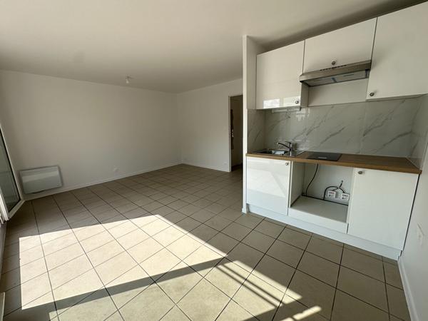 Appartement Saint Brice Sous Foret 1 pièce(s) 26.31 m2