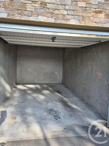 Appartement F4 à vendre  4 pièces - 72,82 m 2   STE MAXIME  - 83