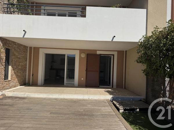 Appartement F4 à vendre  4 pièces - 72,82 m 2   STE MAXIME  - 83