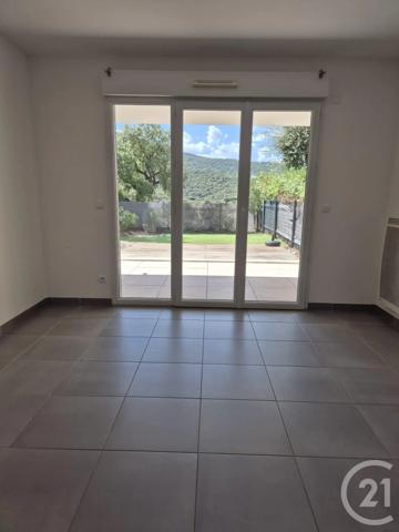 Appartement F4 à vendre  4 pièces - 72,82 m 2   STE MAXIME  - 83