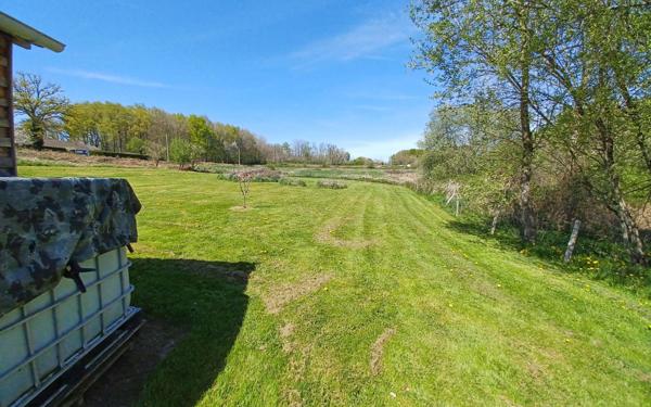 Maison à vendre    2 pièces •  Lafat