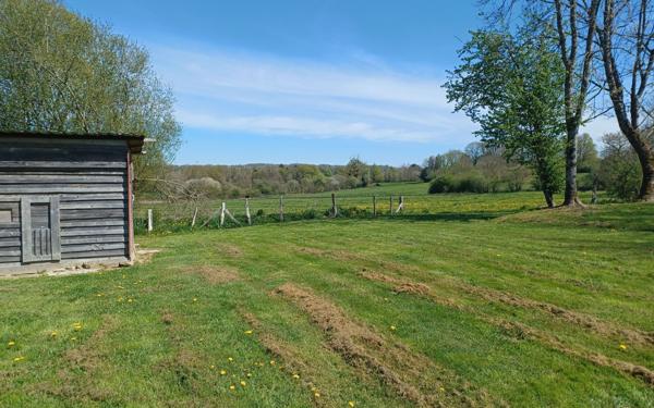 Maison à vendre    2 pièces •  Lafat