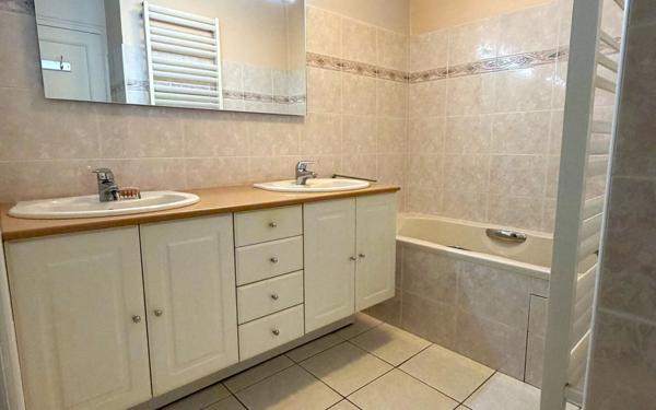 Appartement à vendre    3 pièces • 71,31 m2 Biarritz