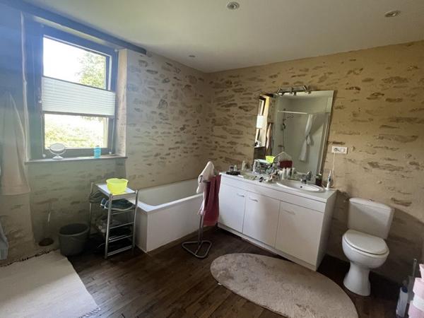 Maison à vendre |  La Chapelle-Montbrandeix |  11 pièces | 230 m²