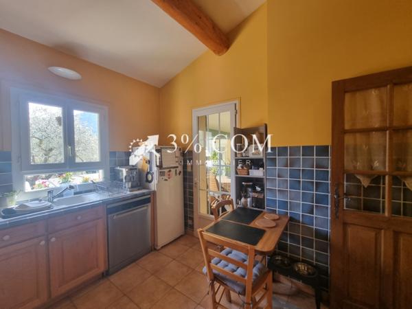 Villa 6 pièce(s) 5 chambre(s) 170 m²