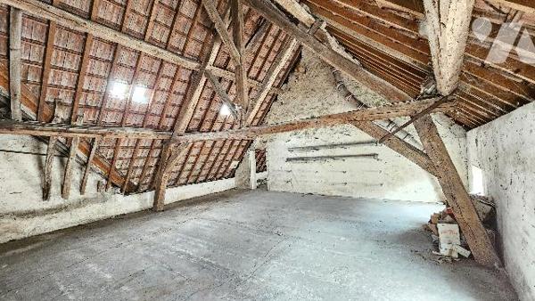 MAISON DE VILLE - CHALRY SUR MARNE (02310)