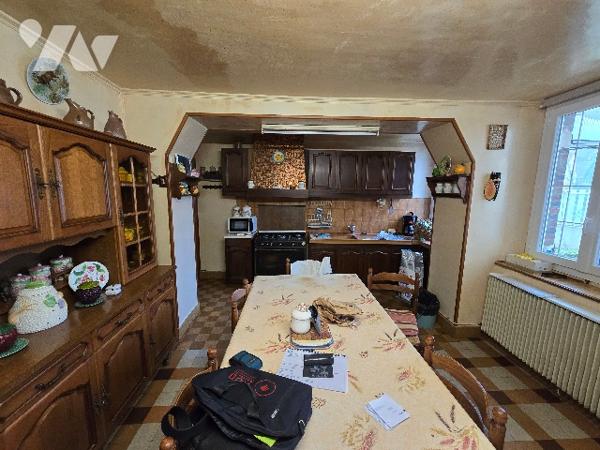 Maison 4 pièces / 3 chambres avec dépendances sur 4447m² de terrain