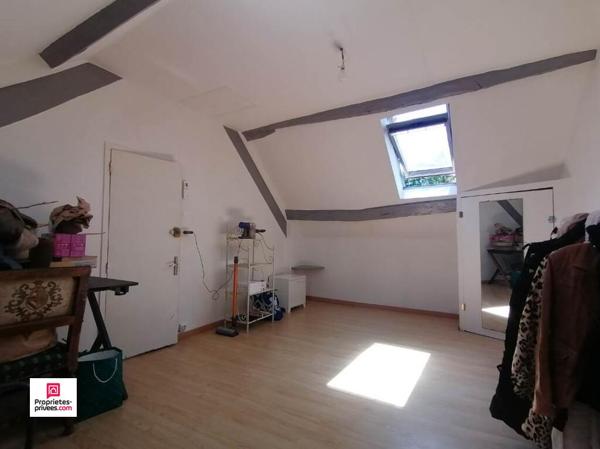 ECOUCHE LES VALLEES (61150), 11 pièce(s) 280 m2 environ , 5 chambres, prix 197 500, honoraires  5,61% inclus à la charge de l'acquéreur  soit 187 000euros hors honoraires