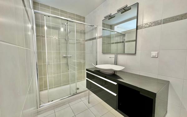 Appartement à vendre    3 pièces • 72,38 m2 Brest