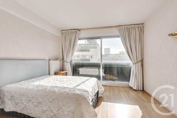 Appartement F2 à vendre  2 pièces - 62,37 m 2   PARIS  - 75016