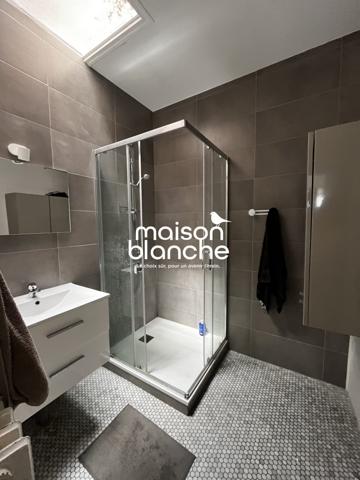 CHAMBRE MEUBLE DANS UNE MAISON - TALENCE