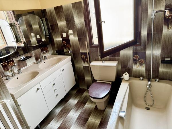 Maison Individuelle avec Jardin, Piscine, Vue