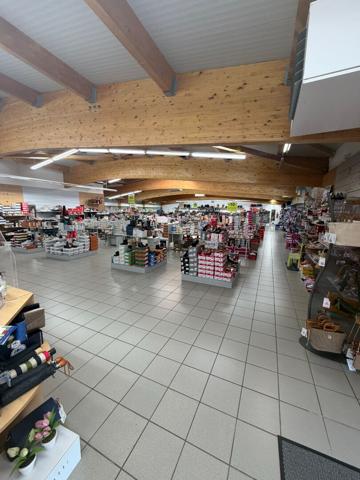 Local commercial Yssingeaux 500 m2