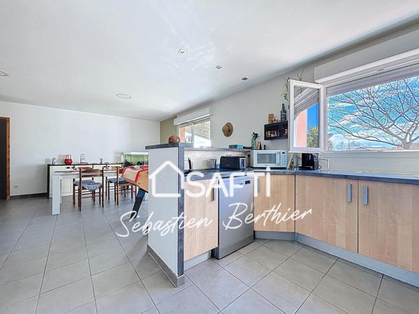 Villa 5 chambres à 2 min de Lavaur avec jardin 1 300 m² et piscine