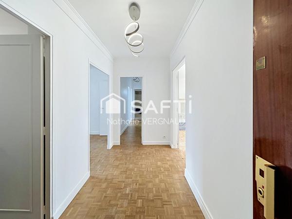 APPARTEMENT FAMILIAL LUMINEUX ET TRAVERSANT