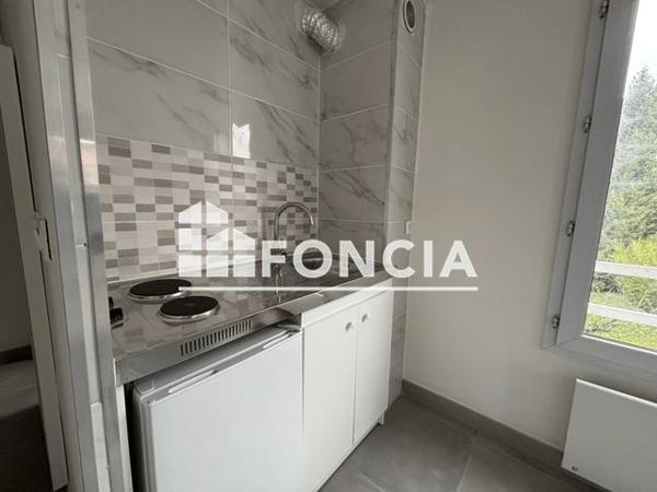 Location Studio 18.8 m² - 4 Ter Rue Ponsard Grenoble 38100