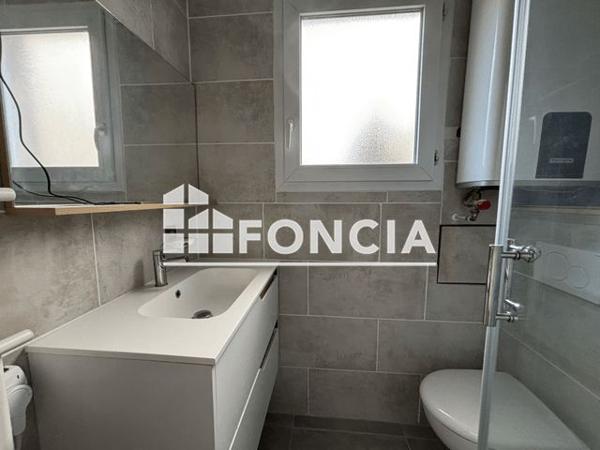 Location Studio 18.8 m² - 4 Ter Rue Ponsard Grenoble 38100