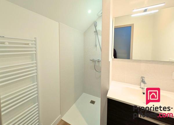 Maison familiale rénovée 133m2 Centre ville Sainte Luce Sur Loire