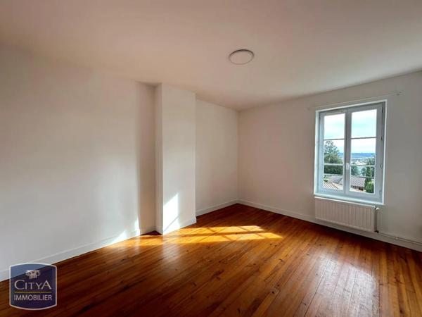 Appartement à louer 4 pièces 74.46m²