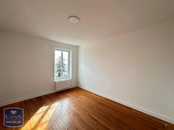 Appartement à louer 4 pièces 74.46m²