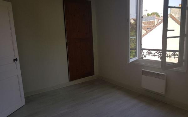 Appartement à louer    3 pièces •  Mamers