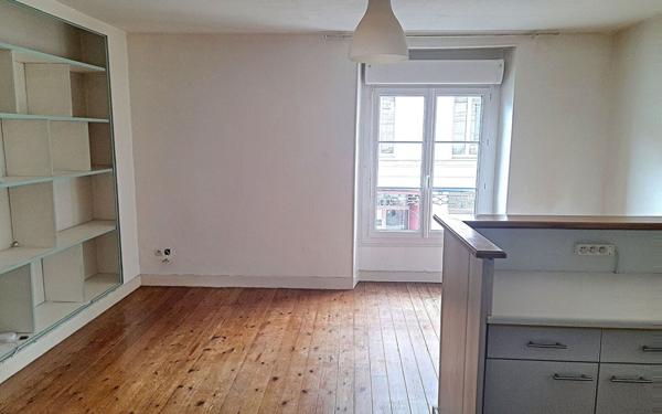 Appartement à louer    3 pièces •  Mamers
