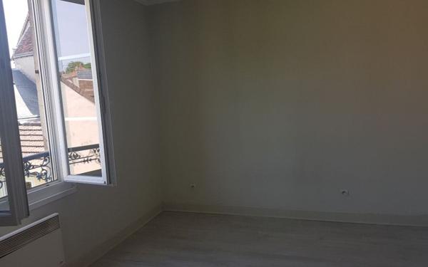 Appartement à louer    3 pièces •  Mamers