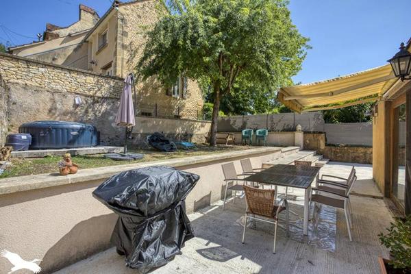Maison à vendre |  Le Bugue |  5 pièces | 99 m²