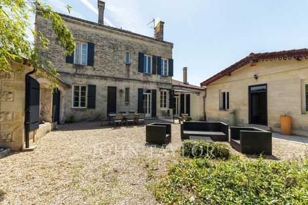 MÉDOC – MAISON DE MAÎTRE – ACTIVITÉ COMMERCIALE – JOHN TAYLOR