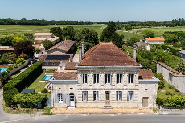 MÉDOC – MAISON DE MAÎTRE – ACTIVITÉ COMMERCIALE – JOHN TAYLOR
