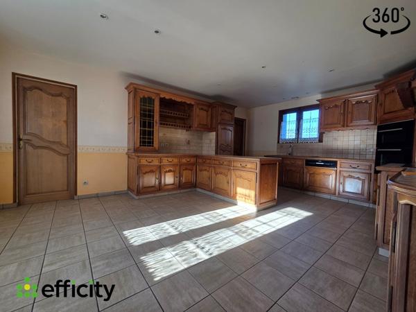 Maison 8 pièces - 186 m² Exclusivité efficity