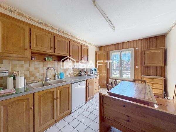 Jolie maison de ville mitoyenne proche toutes commodités