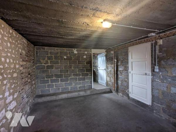 Maison à Vendre à Nogent-le-Rotrou (28400), proche de la Gare, en Eure-et-Loir (28)

Située d...