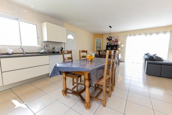 Maison à vendre |  Lescar |  5 pièces | 100 m²