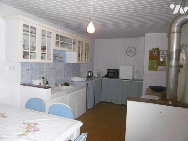 DANS UN TRIANGLE NOUES DE SIENNE - SAINT-POIS - SOURDEVAL 