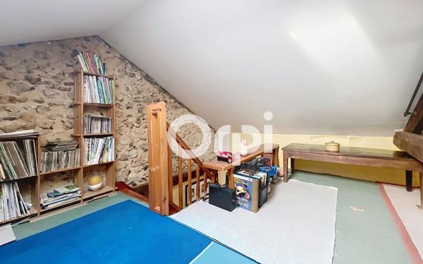 Maison à vendre    5 pièces •  Saint-Laurent-sur-Manoire