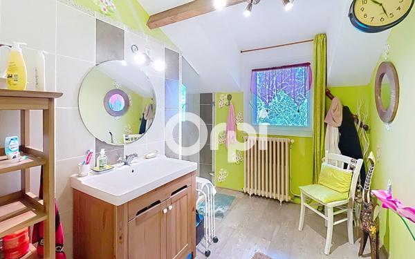 Maison à vendre    5 pièces •  Saint-Laurent-sur-Manoire