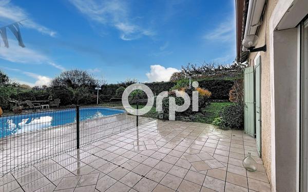 Maison à vendre    5 pièces •  Saint-Laurent-sur-Manoire