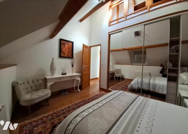 A 150m du port et des commerces