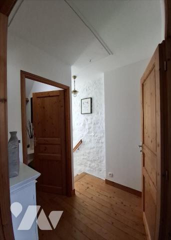 A 150m du port et des commerces