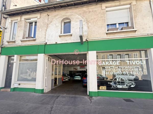 Immeuble à vendre de 296 m²