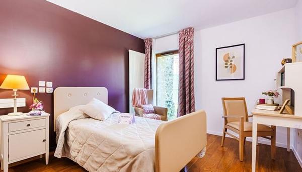 INVESTISSEMENT LOCATIF – EVRY – Résidence EHPAD Médicis – 6,78% de rentabilité