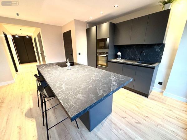 Appartement à vendre à Chambéry en Savoie (73000), ref : 73007-192   
Centre-ville