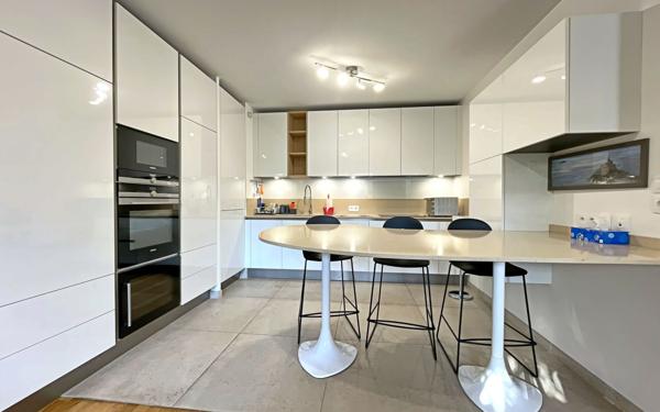 Appartement à vendre    4 pièces • 96,78 m2 Bures-sur-Yvette